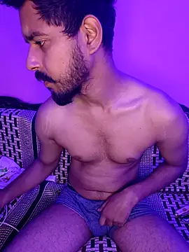 fcukboiiiii69 online show from 04/07/26, 10:59