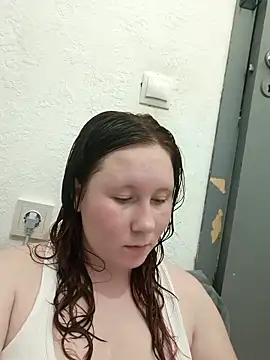 MiaKissy online show from 10/19/25, 08:20