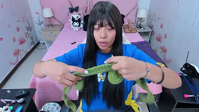 Snapshot of SafiroAgataaa chatting on 10/14/25, 08:09 SafiroAgataaa online show from 10/14/25, 08:09