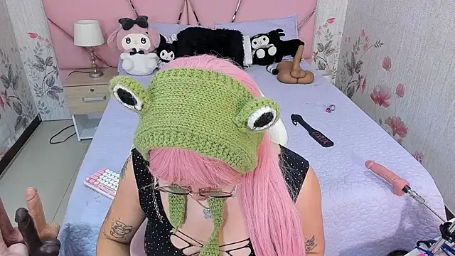 Snapshot of SafiroAgataaa chatting on 11/29/25, 09:40 SafiroAgataaa online show from 11/29/25, 09:40