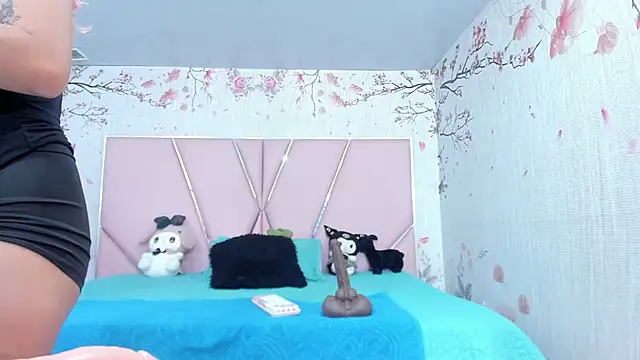 SafiroAgataaa online show from 04/22/26, 03:09