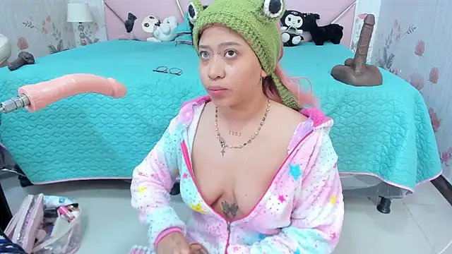 SafiroAgataaa online show from 04/24/26, 02:58