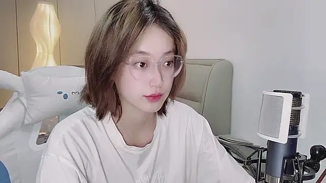 Naiyi-babe online show from 05/28/26, 04:26
