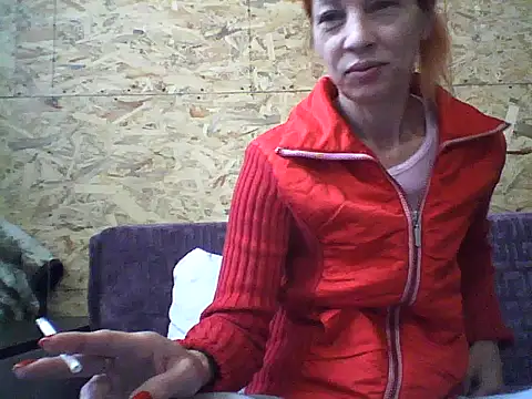 Snapshot of Milana38 chatting on 10/06/25, 08:01 Milana38 online show from 10/06/25, 08:01