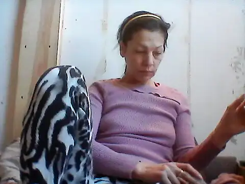 Snapshot of Milana38 chatting on 05/05/26, 08:44 Milana38 online show from 05/05/26, 08:44