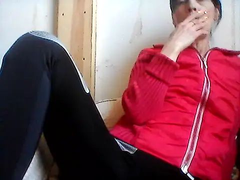 Snapshot of Milana38 chatting on 05/17/26, 08:23 Milana38 online show from 05/17/26, 08:23
