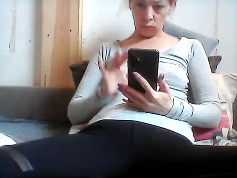 Snapshot of Milana38 chatting on 06/03/26, 01:46 Milana38 online show from 06/03/26, 01:46