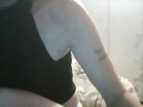 Snapshot of Milana38 chatting on 07/28/26, 06:20 Milana38 online show from 07/28/26, 06:20