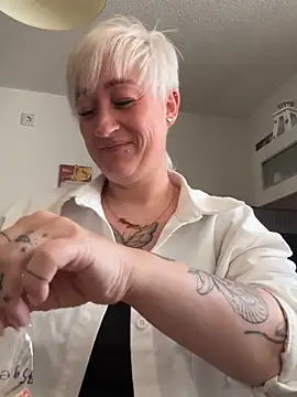 Rozendefotz online show from 03/24/26, 07:35