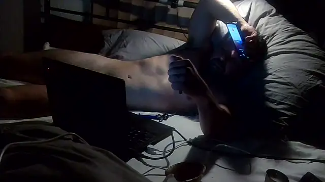 Snapshot of sampookie chatting on 10/05/25, 04:11 sampookie online show from 10/05/25, 04:11