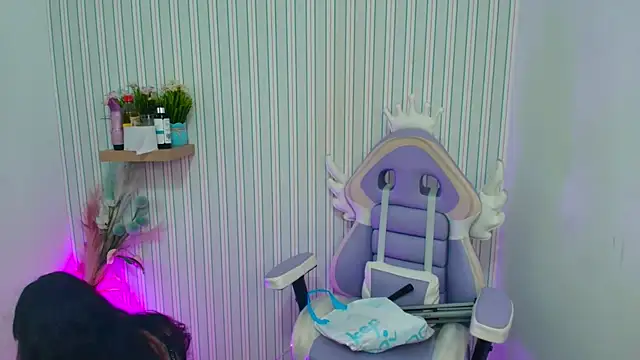 kataleya  18 online show from 04/14/26, 07:42