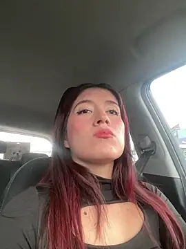 BrunnetAri  online show from 03/21/26, 06:44