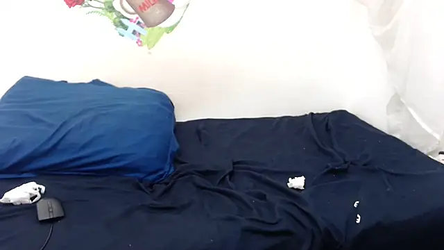 XSexySnow30XX online show from 10/17/25, 11:07