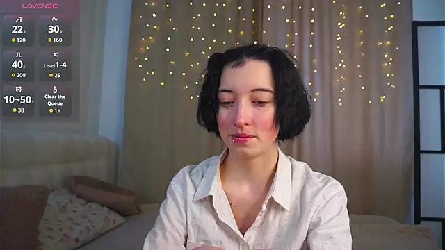 JuanaFriesz online show from 02/13/26, 09:16