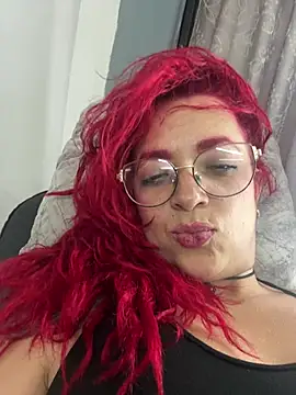 Snapshot of RoxanneStorm_ chatting on 07/30/26, 11:04 RoxanneStorm online show from 07/30/26, 11:04