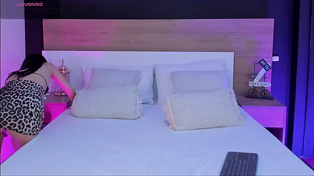 MiaTaylorSweet online show from 01/18/26, 02:43