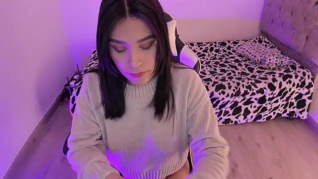 Snapshot of megaan_cb chatting on 11/14/25, 01:21 megaan cb online show from 11/14/25, 01:21