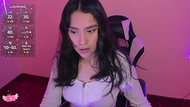 Snapshot of megaan_cb chatting on 02/06/26, 04:10 megaan cb online show from 02/06/26, 04:10