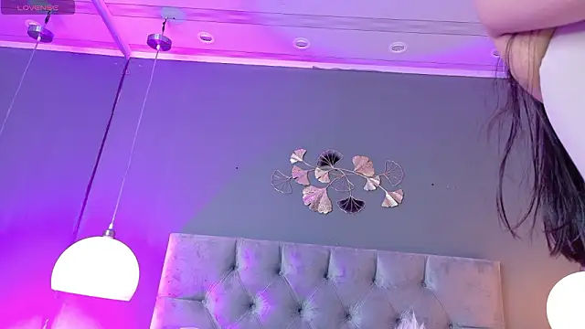 kendalFox  online show from 02/19/26, 04:30