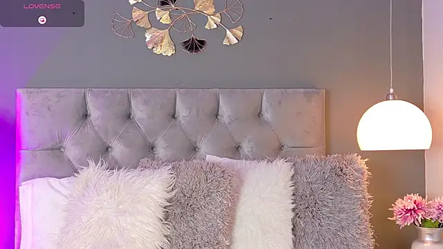 kendalFox  online show from 03/06/26, 12:51