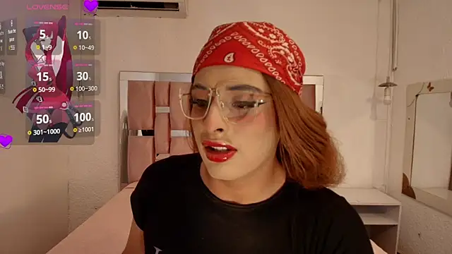 Snapshot of sweet_Elizabeth chatting on 09/10/25, 12:49 sweet Elizabeth online show from 09/10/25, 12:49