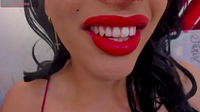 sweet Elizabeth online show from 04/15/26, 12:45