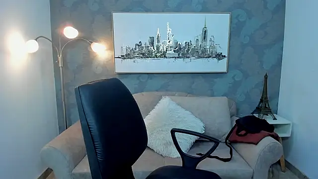 Lucia jane online show from 03/06/26, 09:22