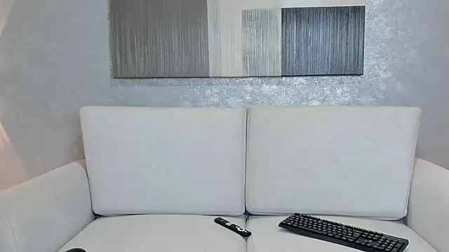 Snapshot of Lucia_jane chatting on 06/04/26, 08:04 Lucia jane online show from 06/04/26, 08:04