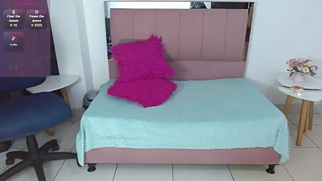 SammySmall F w online show from 01/17/26, 10:24