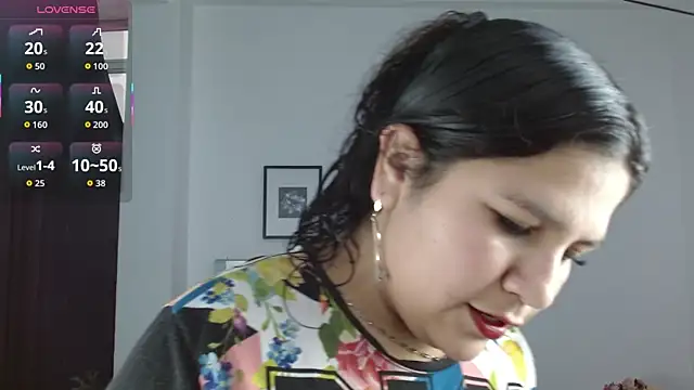 SammySmall F w online show from 02/09/26, 10:25