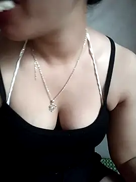 Snapshot of hong-sex chatting on 09/14/25, 12:43 hong-sex online show from 09/14/25, 12:43