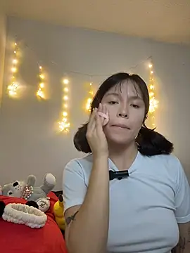 aliciia 23 online show from 12/02/25, 10:49