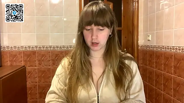 MaroonMoon  online show from 11/21/25, 08:51