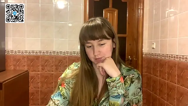 MaroonMoon  online show from 11/29/25, 08:34