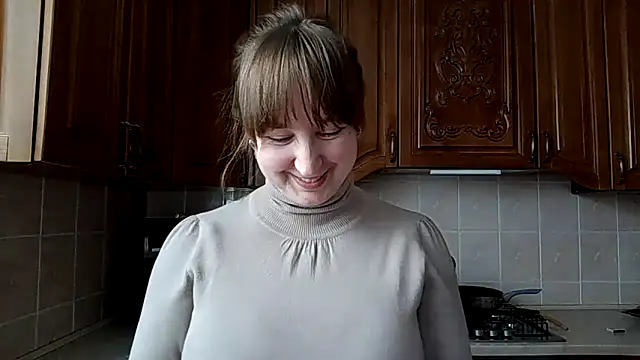 MaroonMoon  online show from 04/09/26, 01:05