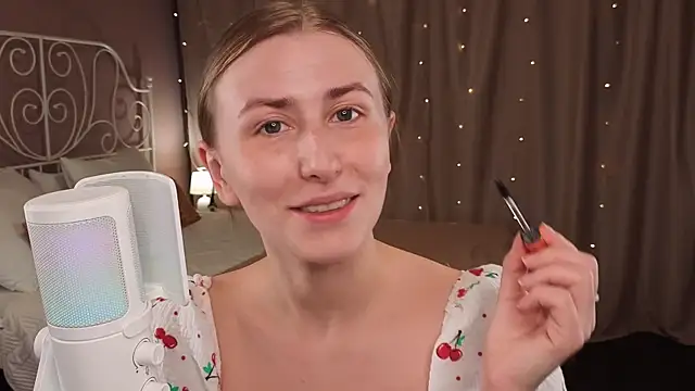 VesperaCeleste online show from 11/08/25, 05:40