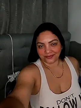 tiffany Johnson1 online show from 02/17/26, 02:08