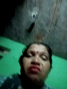 Snapshot of Manavi_x chatting on 09/22/25, 10:12 Manavi x online show from 09/22/25, 10:12