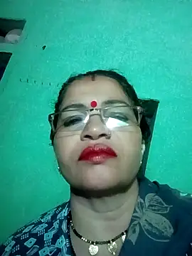 Snapshot of Manavi_x chatting on 10/04/25, 12:30 Manavi x online show from 10/04/25, 12:30
