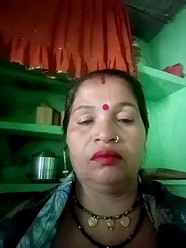 Snapshot of Manavi_x chatting on 10/15/25, 10:15 Manavi x online show from 10/15/25, 10:15