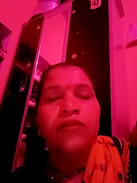 Snapshot of Manavi_x chatting on 10/25/25, 09:31 Manavi x online show from 10/25/25, 09:31