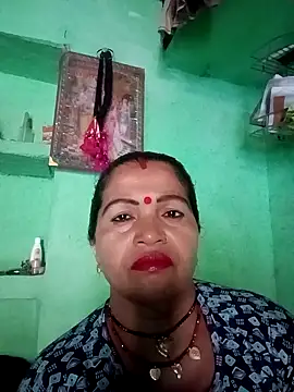 Snapshot of Manavi_x chatting on 10/28/25, 07:45 Manavi x online show from 10/28/25, 07:45