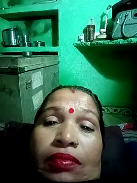 Snapshot of Manavi_x chatting on 10/29/25, 03:58 Manavi x online show from 10/29/25, 03:58