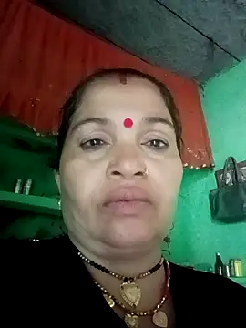 Snapshot of Manavi_x chatting on 11/21/25, 08:13 Manavi x online show from 11/21/25, 08:13