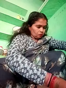 Snapshot of Manavi_x chatting on 11/23/25, 08:47 Manavi x online show from 11/23/25, 08:47