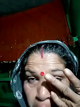 Manavi x online show from 02/03/26, 10:59