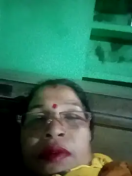 Manavi x online show from 04/01/26, 02:03