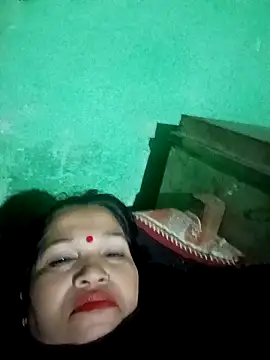 Manavi x online show from 04/12/26, 12:04