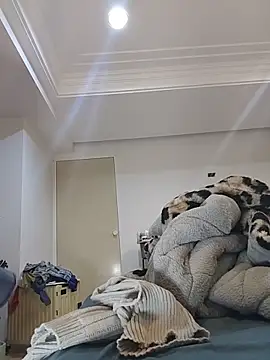 Lovelyanan online show from 12/14/25, 02:33