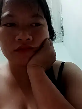 Snapshot of V-vivu-V chatting on 09/12/25, 09:37 V-vivu-V online show from 09/12/25, 09:37